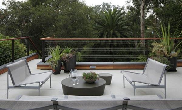 modernit terassisuunnitteluideat esimerkkejä lounge -huonekalut parvekekasvit