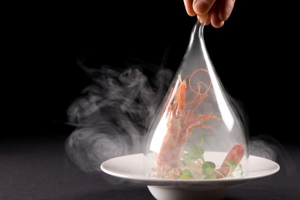 molekyylinen keittiö gastronomia katkarapu savu
