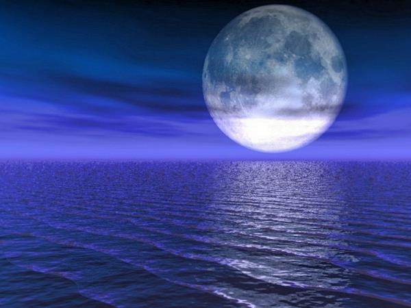 kuun vaiheet täysikuu meri