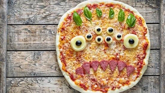 hirviö pizza täytteet ideoita halloween