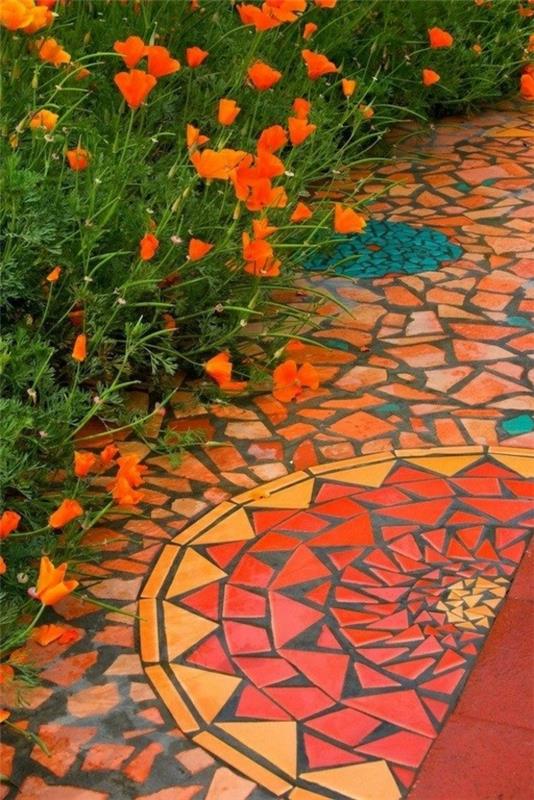 mosaiikki polku puutarha suunnittelu lämmin oranssi värit kukat