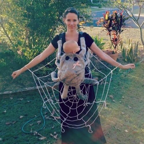 äiti vauva karnevaali puku idea hämähäkki