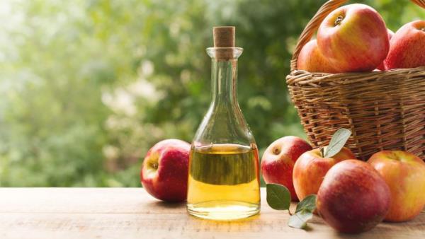 luonnolliset rasvanpolttajat, jotka kuluttavat tuoreita omenoita, omenaviinietikka vähentävät rasvakertymiä