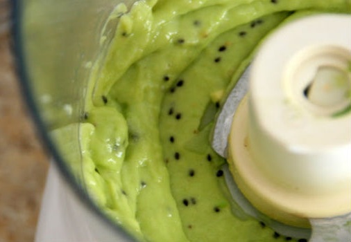 Avocado og Kiwi Collagen Face Mask