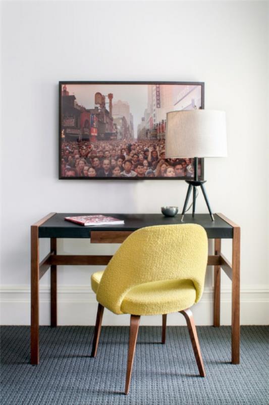 uusi talo erittäin huomaamaton työpaikalla keltainen tuoli
