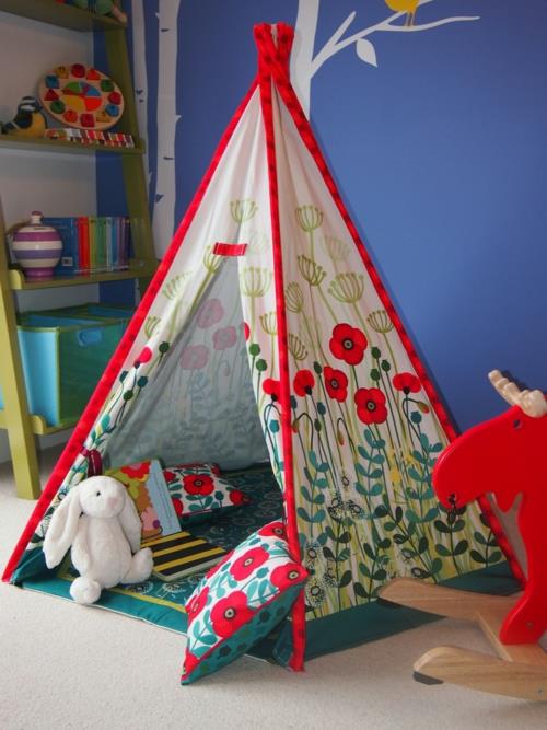 söpö tipi -intialainen teltta matkalla punaisessa värissä