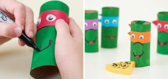 ninjakilpikonnat näpertelevät wc -rullien kanssa