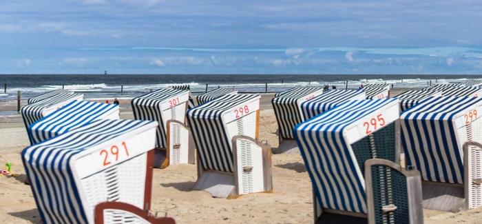 norderney nordesee itä -ranskalainen saari valkoiset dyynit rantatuoleja