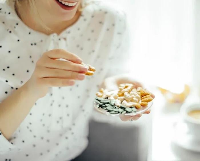 pähkinöiden liotus terveellinen syöminen aktivoitu ruoka