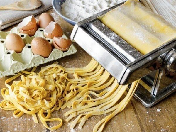 Valmista pastalahjat keittiöstä
