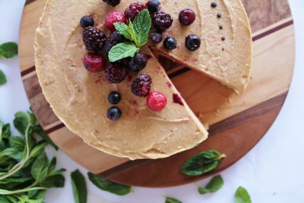 perus hedelmäkakku ilman paistettuja hedelmiä stevia