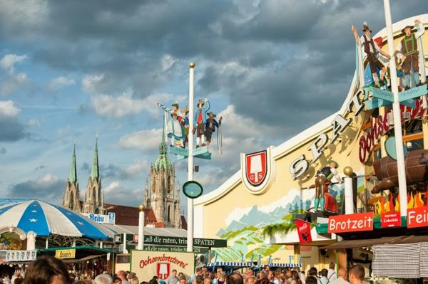 oktoberfest münchen 2014 olutfestivaali wiesn -ilmapiiri