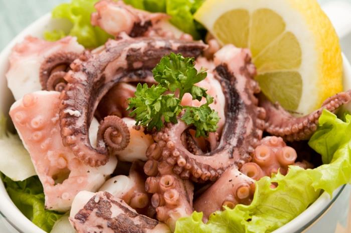 mustekala ruoanlaitto reseptit mustekala valmistaa tuoretta salaattia