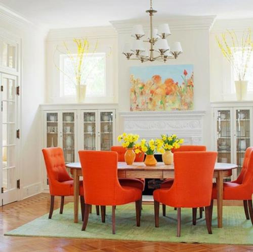 oranssi mukavat keittiön tuolit keltaiset kukat sisäänrakennettu takka vanhanaikainen
