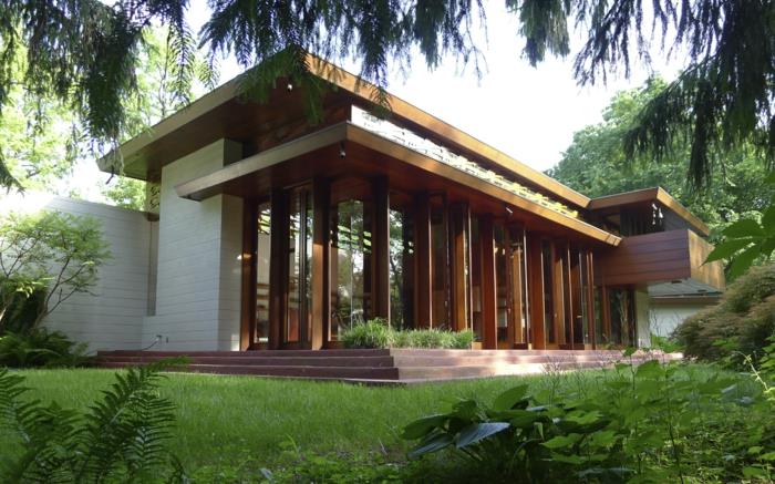 orgaaninen arkkitehtuuri Frank Lloyd Wrightin talo New Jerseyssä