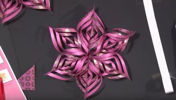 origami -joulutähti tinkeri paperista