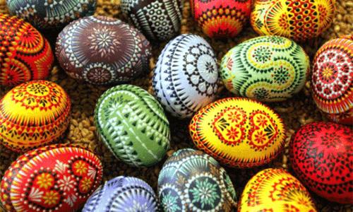 alkuperäinen pääsiäiskoriste filigraanikuvioiset pääsiäismunat