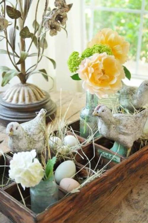 alkuperäinen pääsiäiskoriste keraamiset kanat keltaiset ruusut munat
