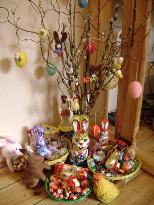 alkuperäinen pääsiäiskoriste pääsiäispuu pääsiäispupu