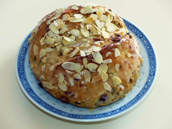 Pääsiäisen leivän tekeminen