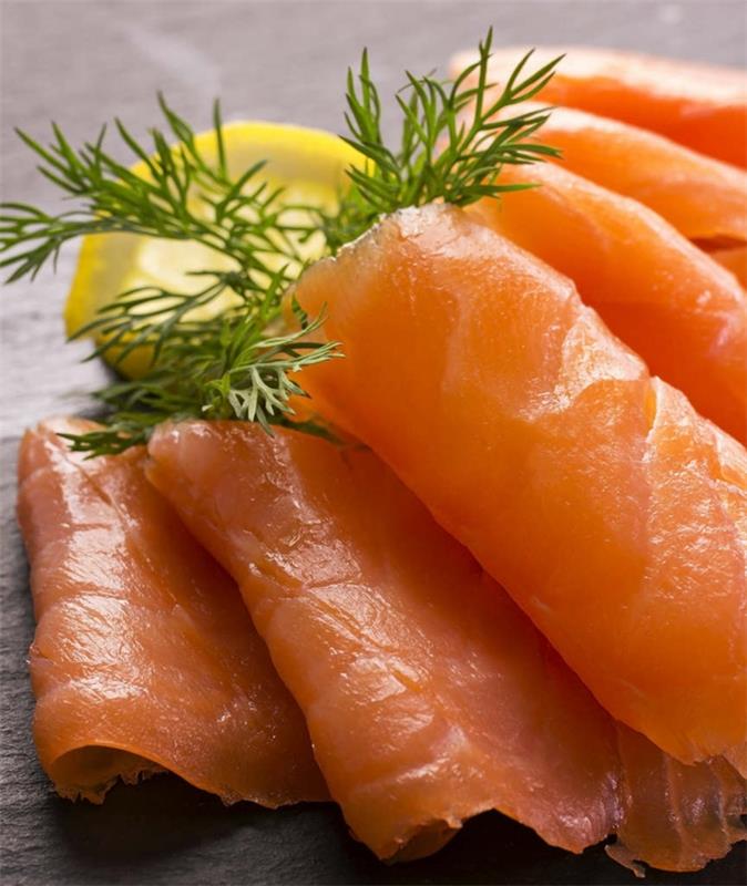 pääsiäisbrunssi pääsiäinen reseptit sinappi juhla lohifilee