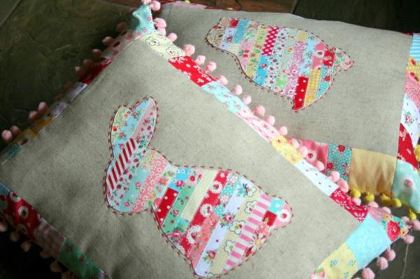näpertely pääsiäinen koristelu itse ompelemalla tyynyliinoja pääsiäispupu patchwork tyynyliinat