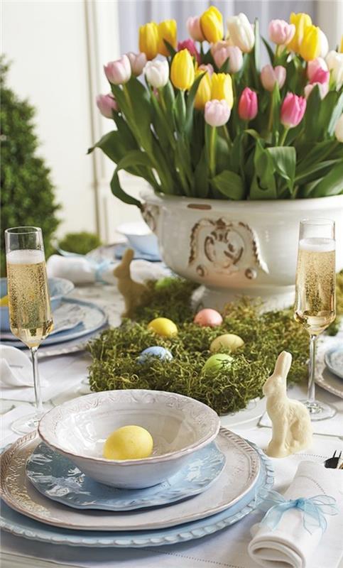 pääsiäinen koristelu puutarha juhlapöydän koristeet tulppaanit pääsiäismunat