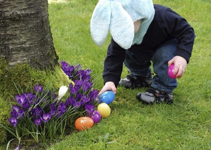 pääsiäinen koristelu puutarha lapset hauska värillinen