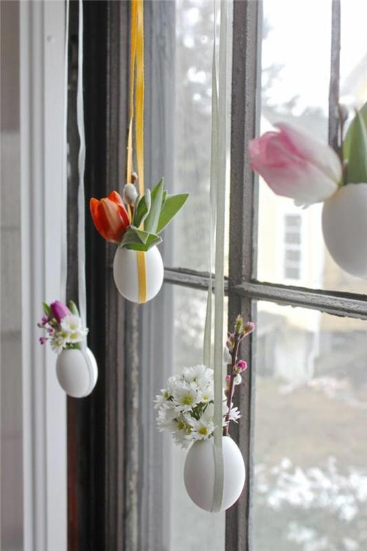 koristeet pääsiäismunat ripustaa munankuorten ikkuna