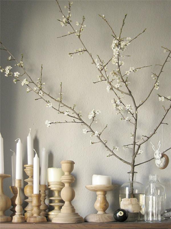 Pääsiäisen koristeluideoita Pääsiäismunat tinker itse puiset kynttilänjalka kevät oksat
