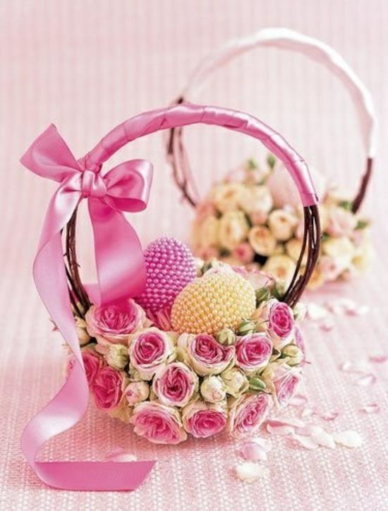 pääsiäinen koristelu ruusut kori jousi pääsiäinen koristelu näpertely ideoita pääsiäismunia