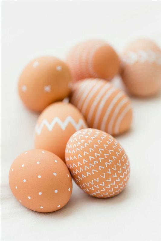maalaus pääsiäismunat puristinen pääsiäiskoriste luominen munia