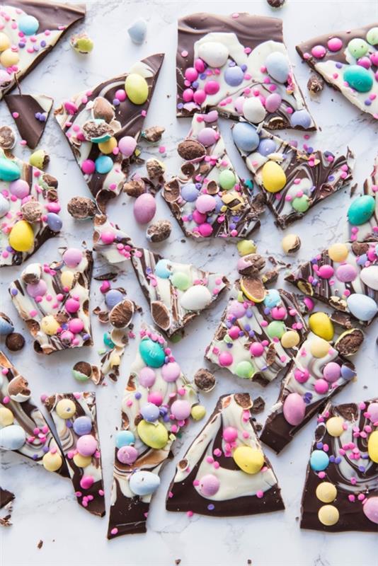 Tee oma pääsiäismunakarkki rikki suklaa
