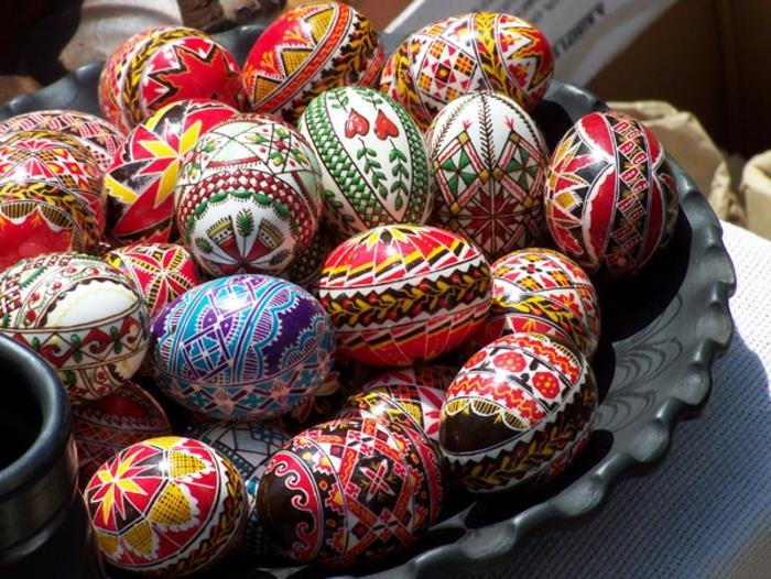 koristele pääsiäismunat sorbian munat pääsiäiskoriste perinteinen