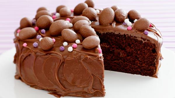 leipoa pääsiäinen kakku suklaa suklaa munat makeiset
