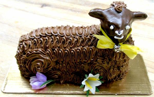 Pääsiäinen karitsan resepti kakku suklaa kuorrutus