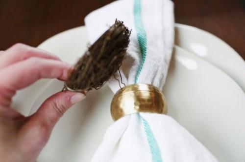 pääsiäinen koristelu lautasliina rengas pesä kiinnitä lanka kääre