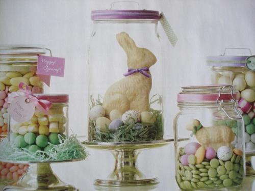 pääsiäinen koristelu tuoreet juhlava pääsiäismunat puput lasi