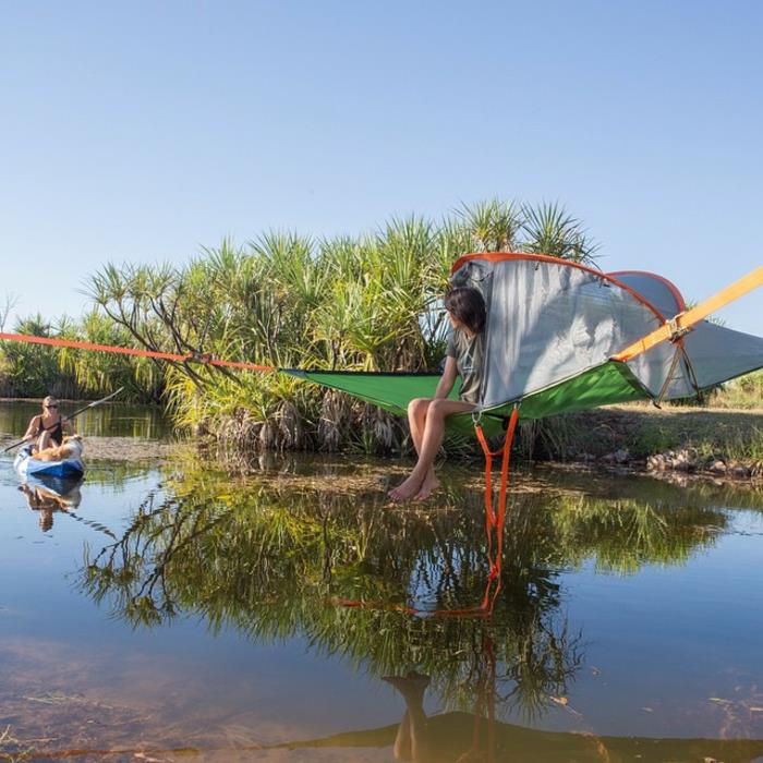 ulkoteltta ilmassa tentsile -tuotemerkki kesäloma