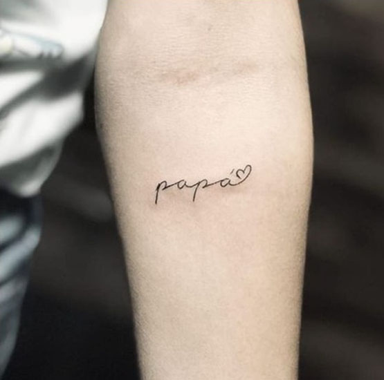 Emlékezetes P helyesírási tetoválás