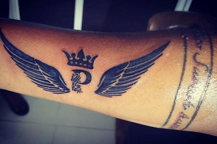 Evig P Tattoo Design Med Vinger