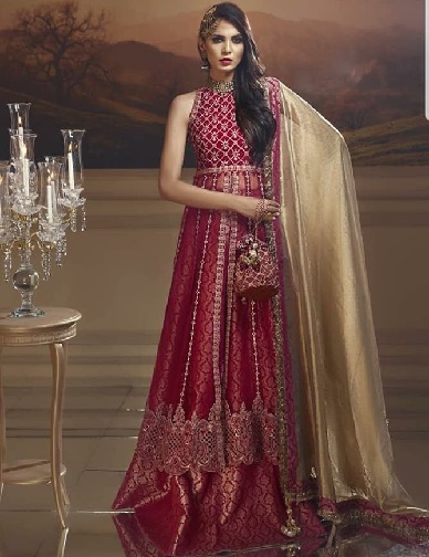 Maroon Lehenga pakistansk: