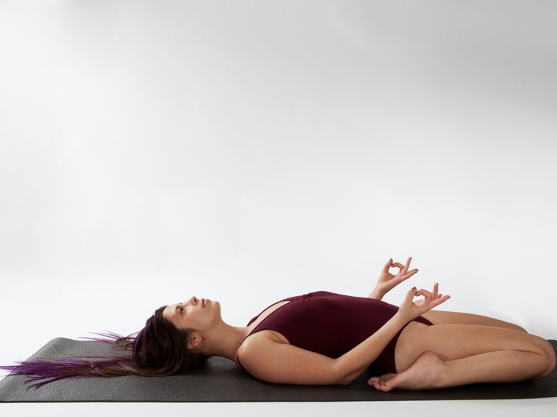 Paryankasana (sofa pose) Sådan gør du og fordele