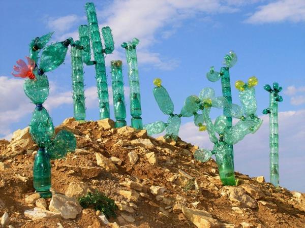 muovipullot art kaktus