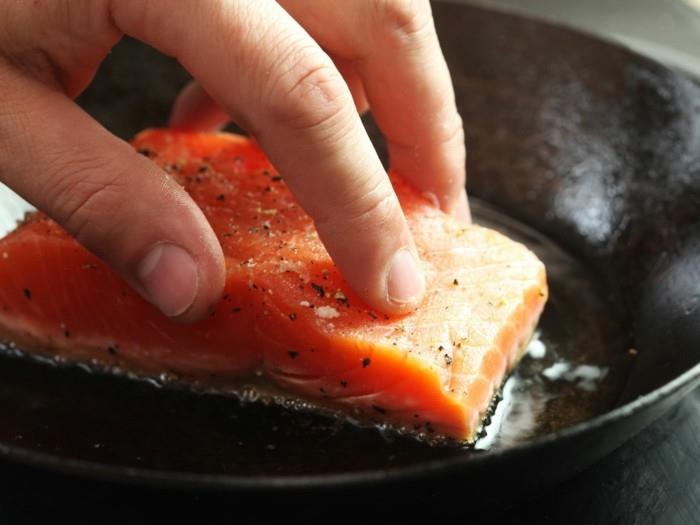 pannulla paistettua kalaa koskevia vinkkejä pannun ostamiseen