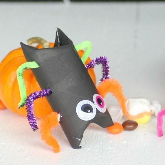 putkenpuhdistusaine halloween hämähäkki tinker wc -rullilla