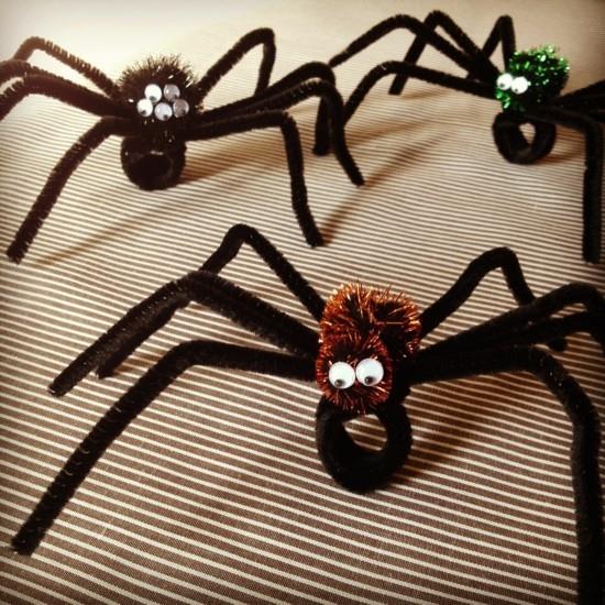 putkenpuhdistaja hämähäkki tinker halloween