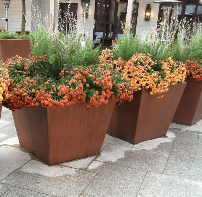 Planter -suunnittelu suuri puutarha kaunistaa lattialaatat