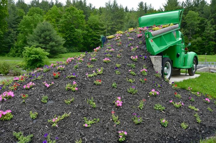 Istutuskoneet Petunia Potting Stacks Trucks