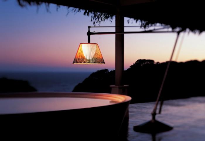 Philippe Starck -lamput ja -valot puutarhavalaisimille superarchimon flos